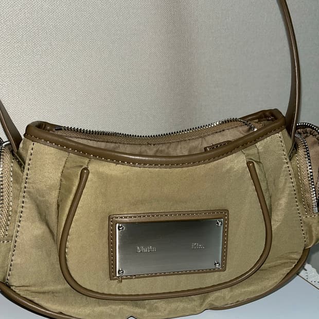 마뗑킴 마들렌 라운드백 라이트 카키 숄더백 대학생 가방 matin kim