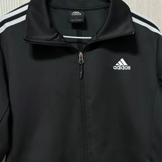 아디다스 블랙 져지 L 사이즈 판매합니다