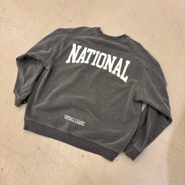 NFL 빅로고 피그먼트 맨투맨