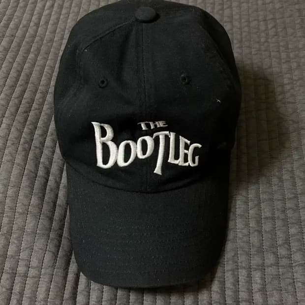 인세인개러지 더뮤지엄비지터 콜라보 볼캡(블랙)