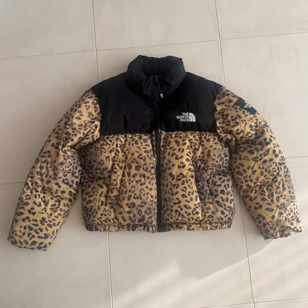 노스페이스)여성 노벨티 눕시 다운자켓 레오파드