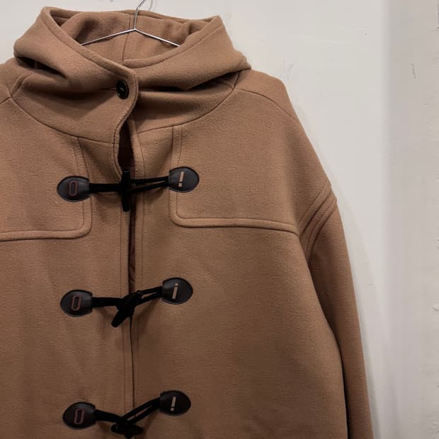 OIOI 오버핏 울 부클 후드 더플 롱코트