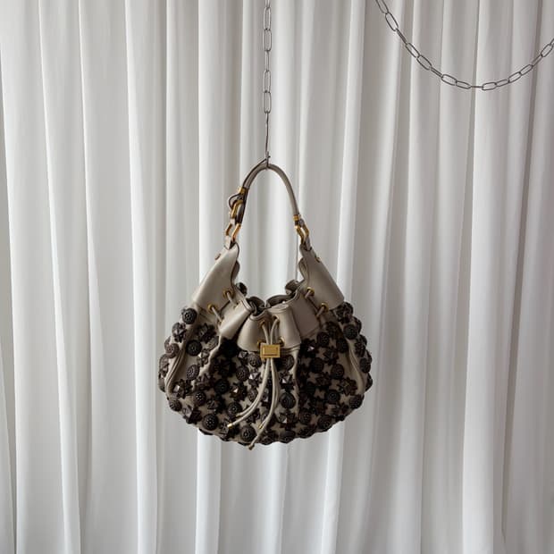 버버리 프로섬 스터드 메이슨 워리어 호보백