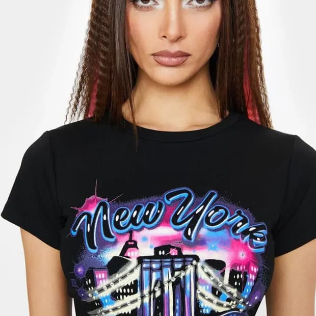 돌스킬 Current Mood 그래픽 프린트 티 Y2K