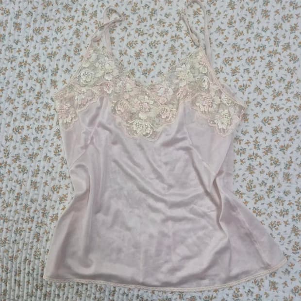 연핑크 자수 슬립