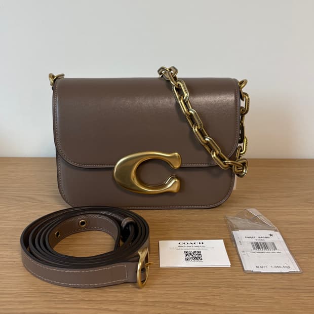 COACH 코치 아이돌백 새제품