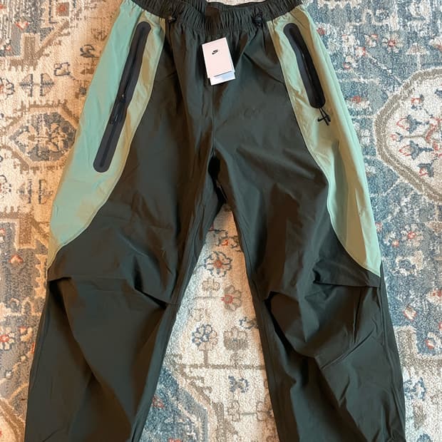 나이키 테크 드라이핏 우븐 컬러 블록 오버사이즈 팬츠(새제품. XL)