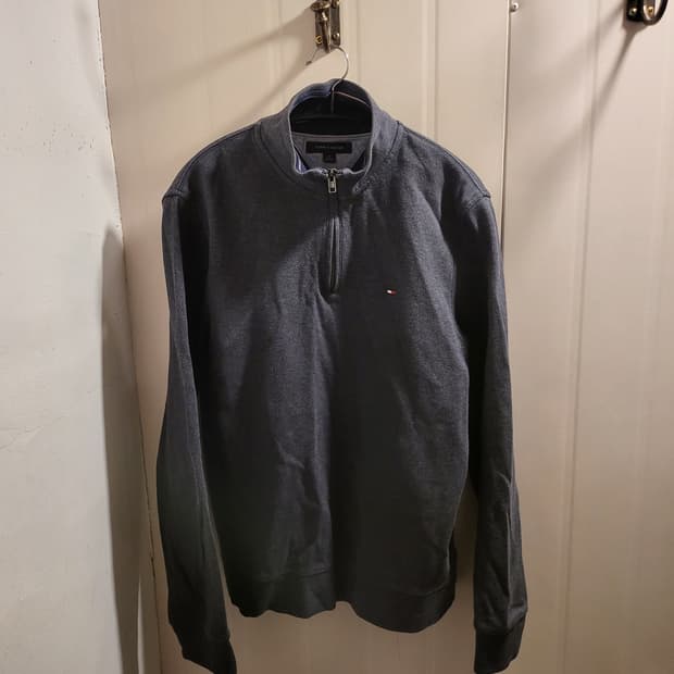 타미힐피거 하프집업