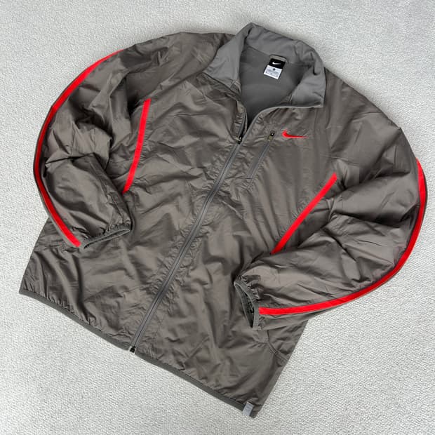 나이키 바람막이 우븐 자켓 그레이/레드 m