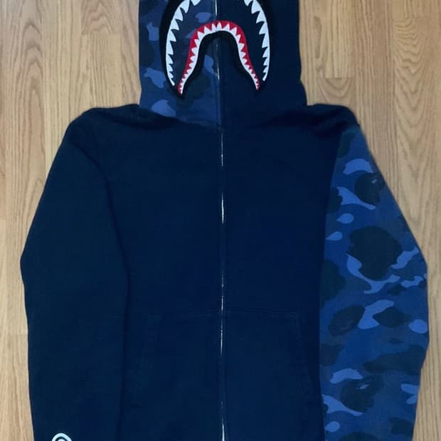 베이프 하프 카모 샤크 후드집업 블루