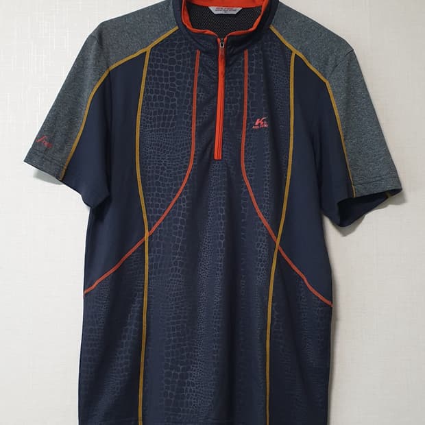 콜핑 반집업 반팔티 95사이즈