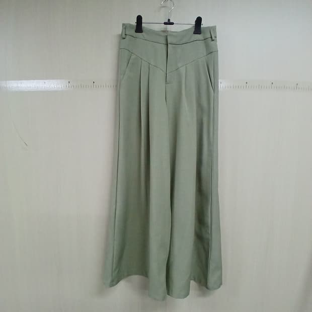 민트색 와이드 팬츠