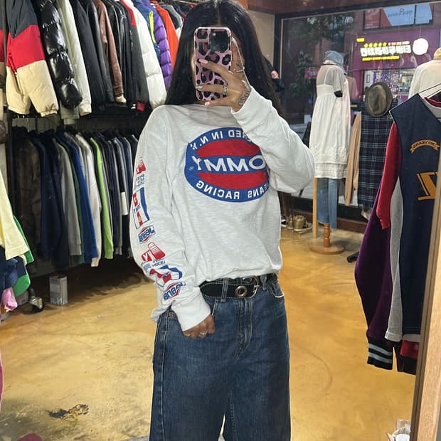 타미힐피거 진스 빅프린팅 올드스쿨 롱슬리브리스M