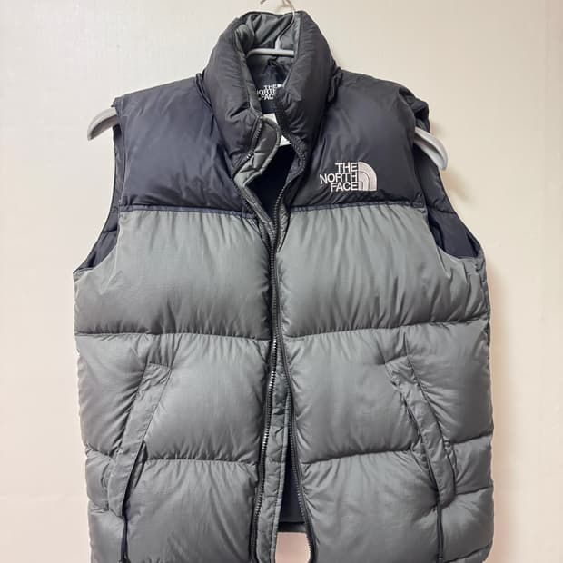 NORTHFACE 노스페이스 700 중앙 로고 다운 베스트 조끼