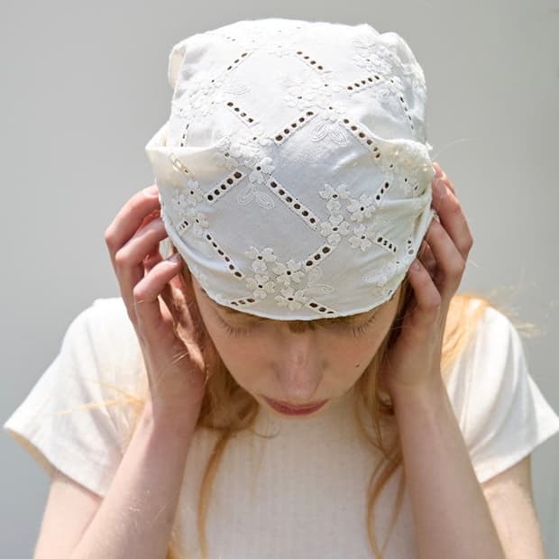 펀프롬펀 레이스 스카프