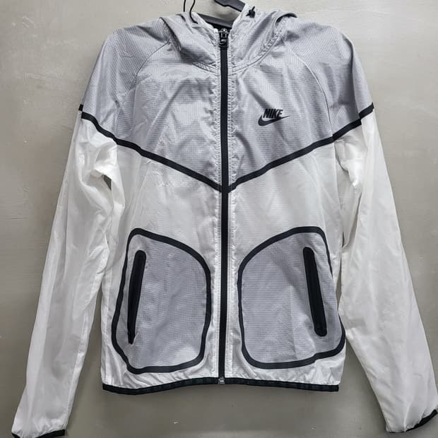 우먼 나이키바람막이L