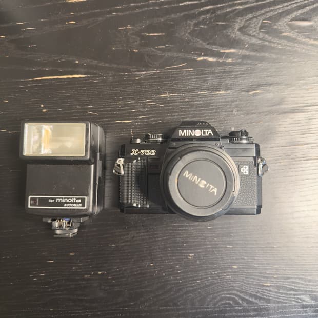 미놀타x700