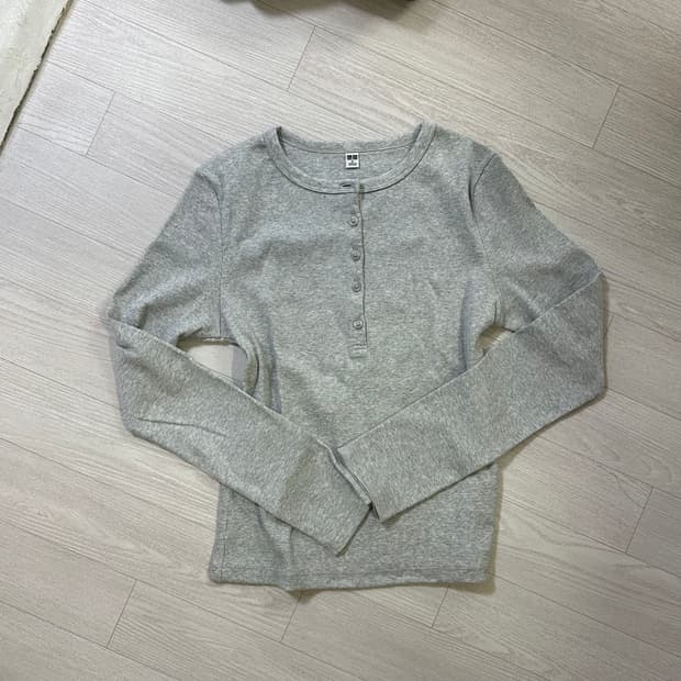 유니클로 티셔츠