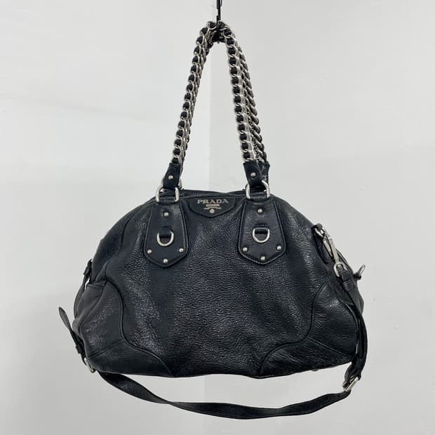 프라다 레더 체인 숄더백