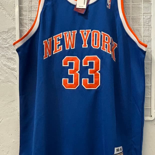 NBA X 미첼&네스 하드우드 클래식 뉴욕 닉스 유니폼 슬리브리스 2XL