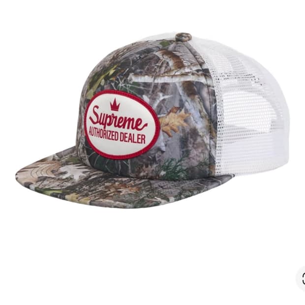 슈프림 오서라이즈 메쉬 백 5-패널 트루팀버 카나티 카모