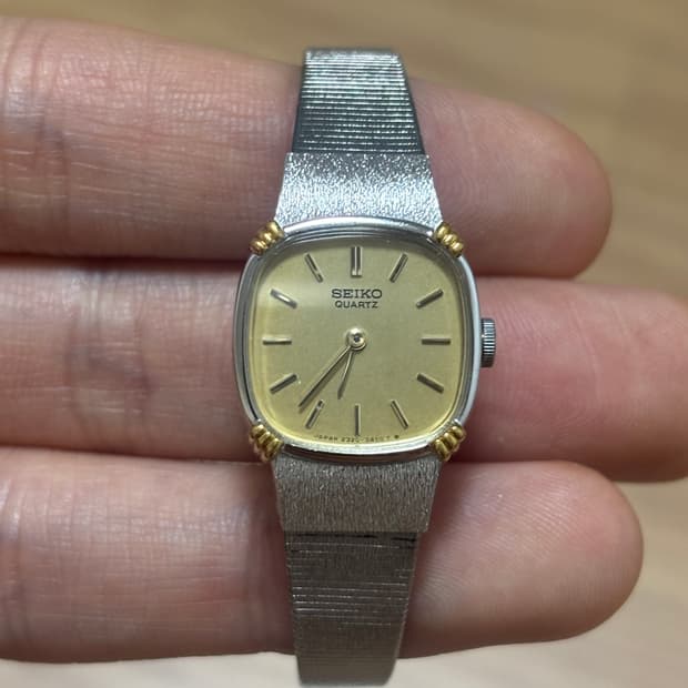 빈티지 세이코 쿼츠 여성시계 18mm
