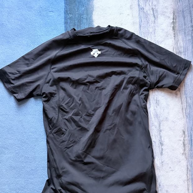 데상트 컴피티션 100