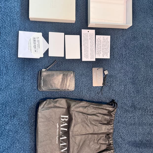 메종마르지엘라 스티치 레더 카드지갑 (사용감많음)