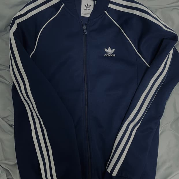 아디다스 슈퍼스타 트랙탑