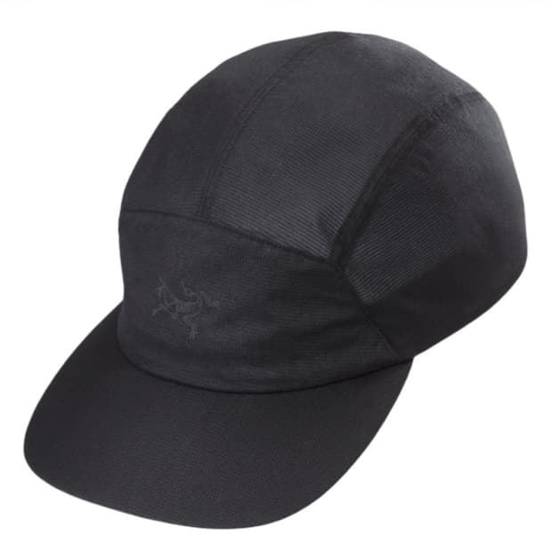 아크테릭스 노반 햇 블랙 l/xl 새상품 팝니다