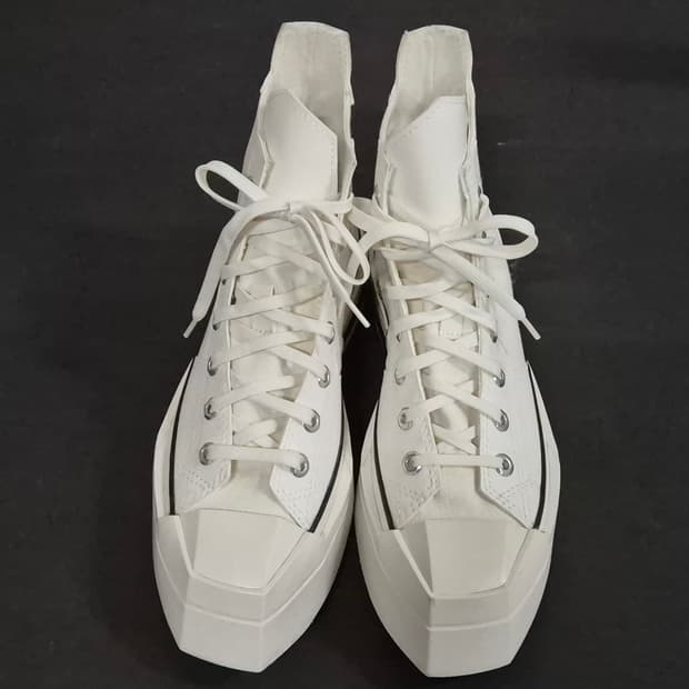 컨버스 척 70 디럭스 스퀘어드 하이탑 스니커즈(250)