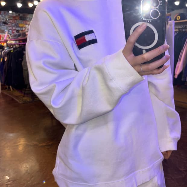 타미 힐피거 플래그 로고 크루넥 스웨트셔츠