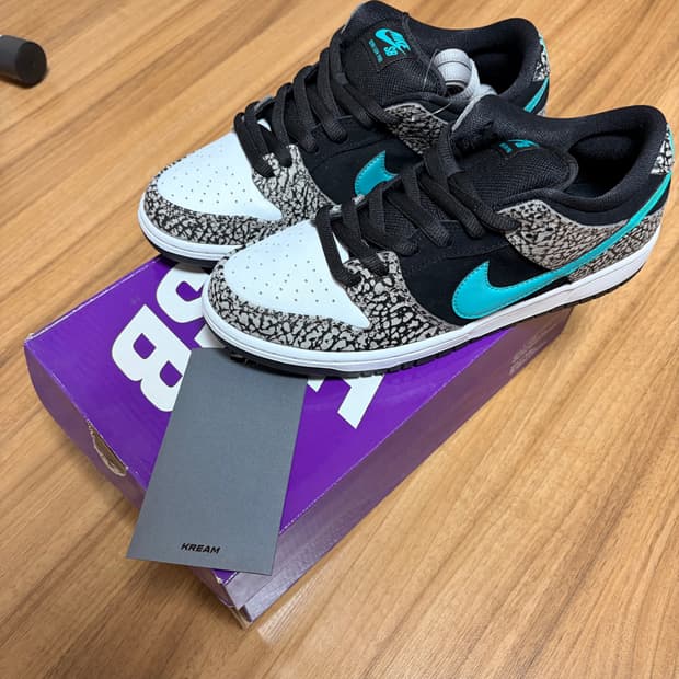 나이키 SB 덩크 로우 아트모스 코끼리