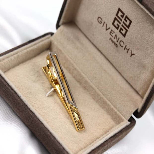 지방시 A등급 5cm G모티브 유광 남자 명품 넥타이핀