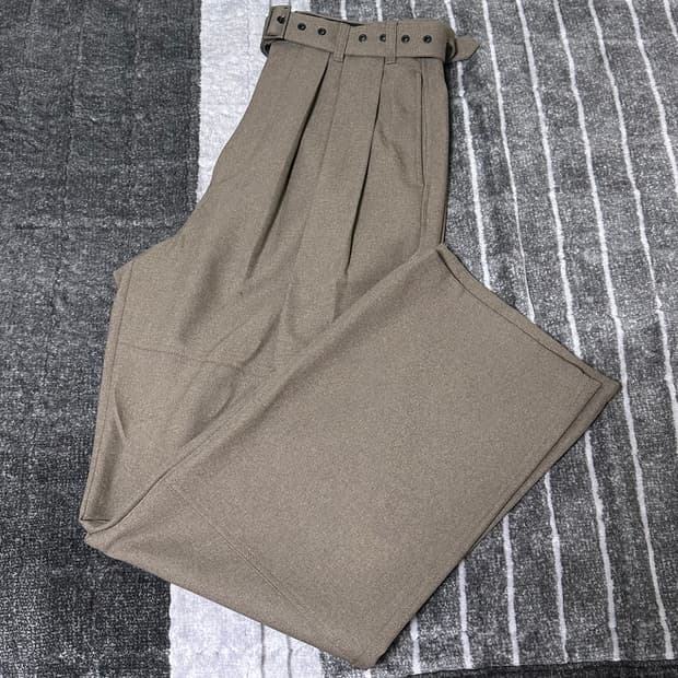 인사일런스 벨티드 2턱 슬랙스 멜란지