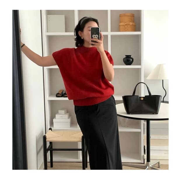 헤즈 hess 홀가먼트 니트 베스트 레드