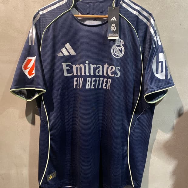 25-26 레알마드리드 음바페 어센틱 어웨이 유니폼 (NEW)