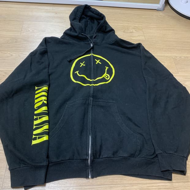 L)Nirvana 널바나 스마일리 자인 반갈죽 후드 집업 (Tultex)