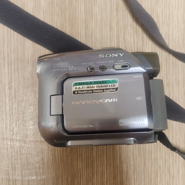 유명한 가수가 이제품으로 뮤직비디오를 찍었죠