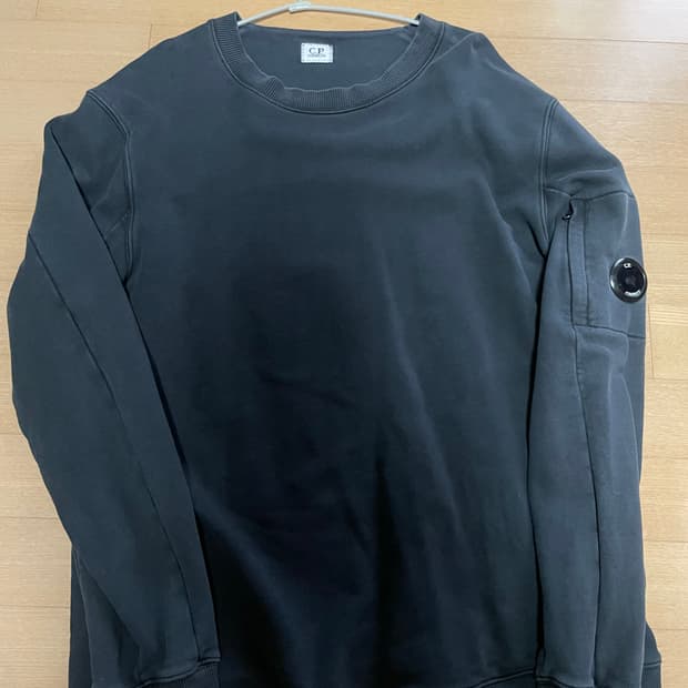 Cp컴퍼니 맨투맨