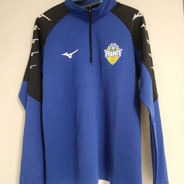 미즈노 아산 FC 긴팔 트레이닝 상의 사이즈 100