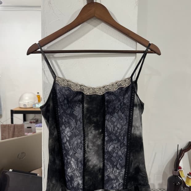 VINTAGE TOP