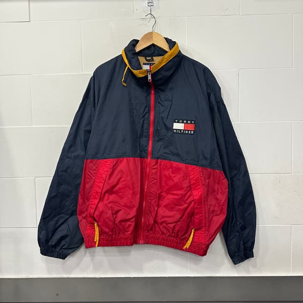 타미힐피거 올드스쿨 바람막이