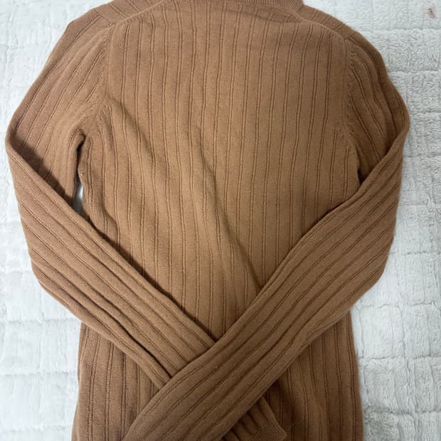 온앤온 터블넥 처분