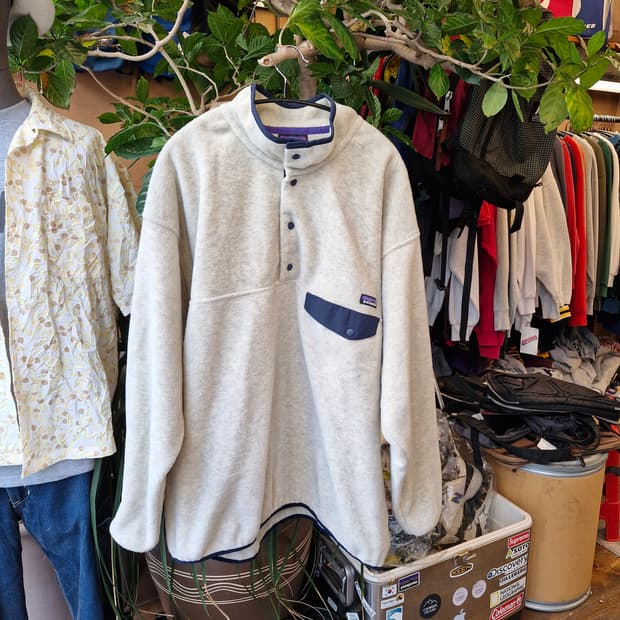 Z-326 파타고니아 신칠라 