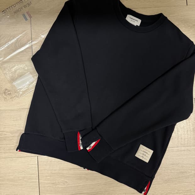 백화점판 톰브라운 백삼선 맨투맨 4사이즈 새상품급 풀구성 급처