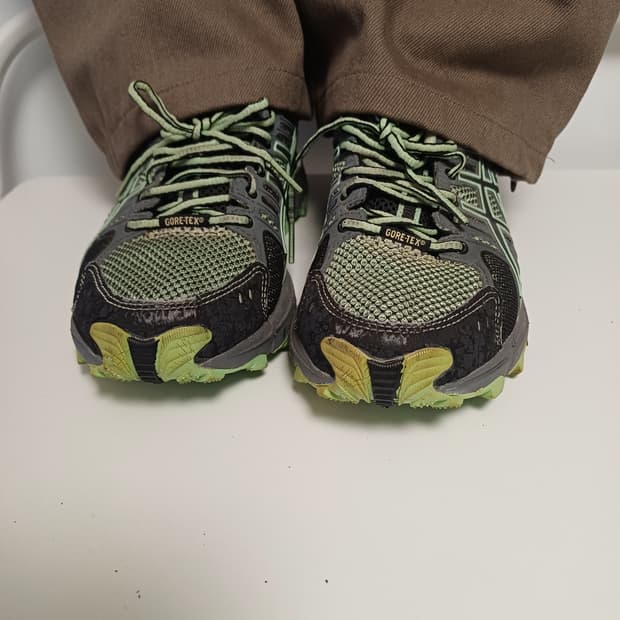 [아카이브] 아식스 T2B9N 젤-후지 트라부코 GTX (240)