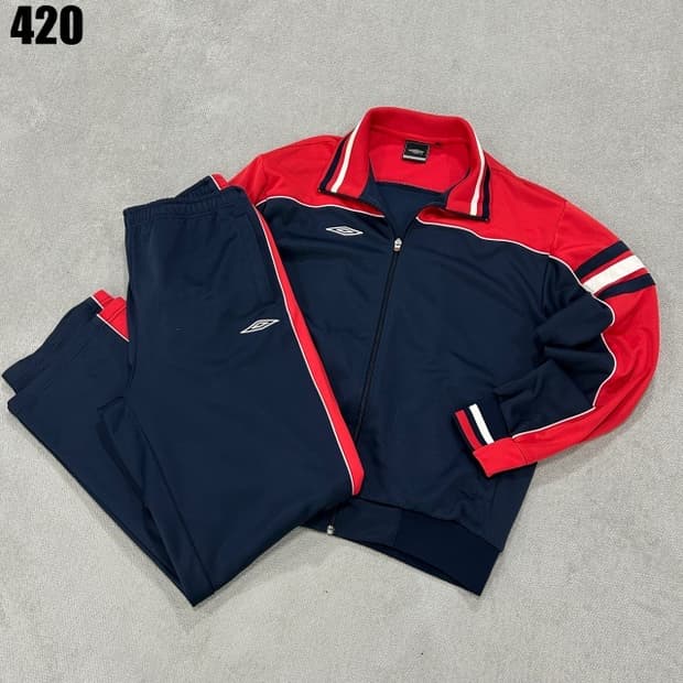 엄브로 네이비/레드 트레이닝 세트 