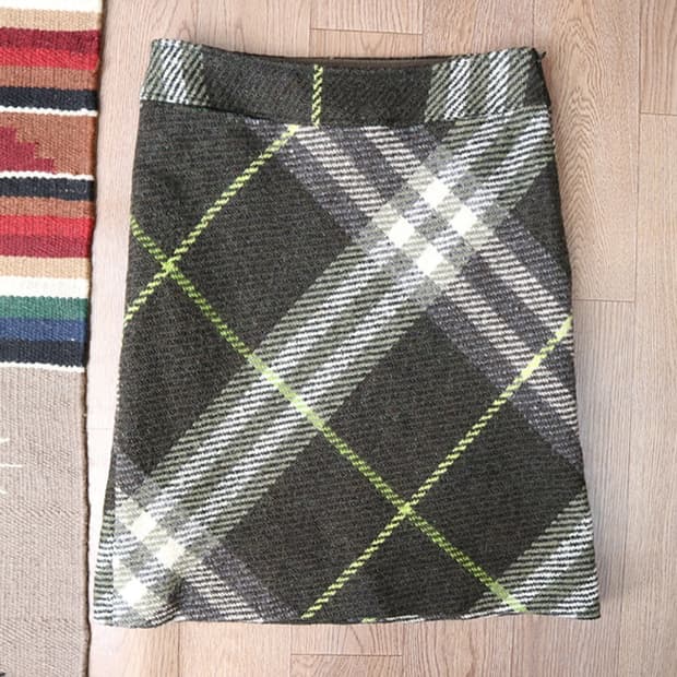 일본판 BURBERRY 버버리 런던 울 두툼한 체크 트위드 스커트