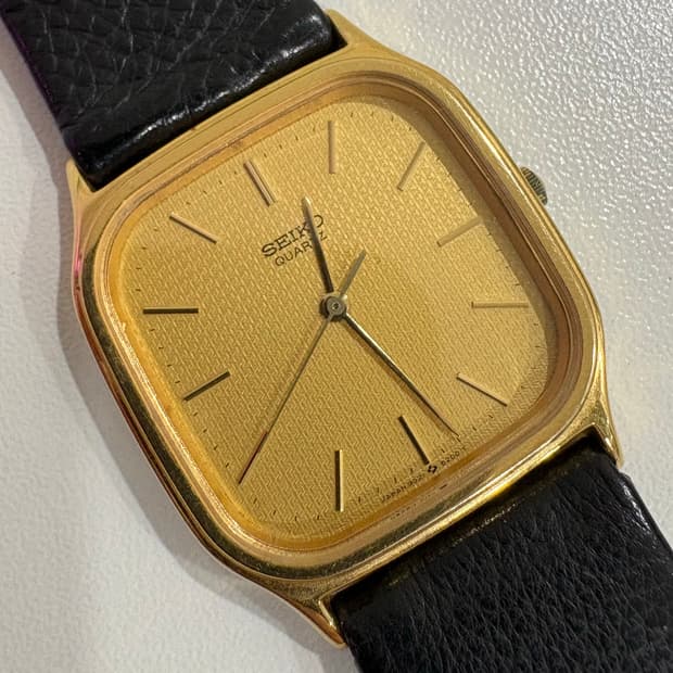 seiko quartz 시계